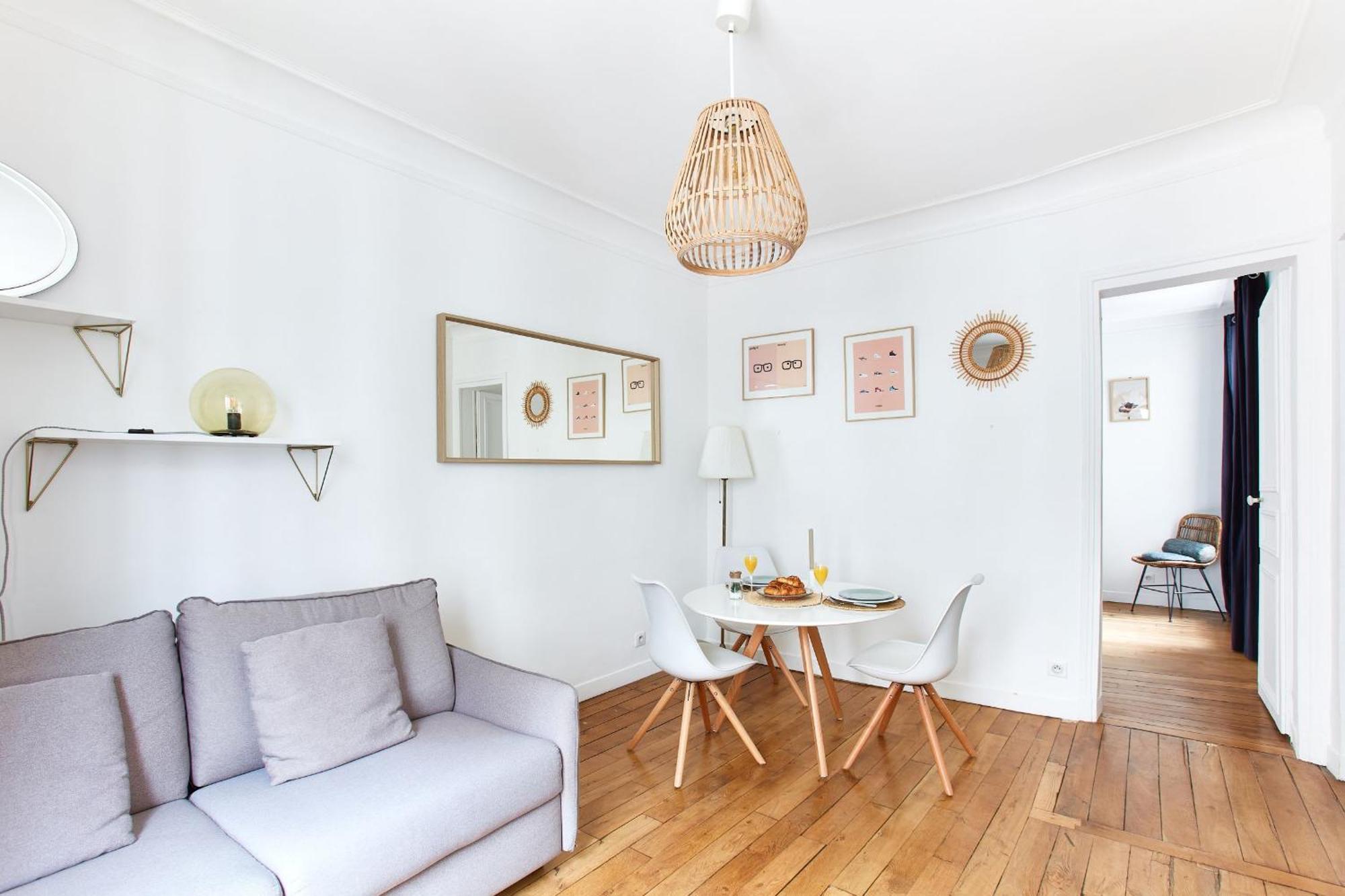 Montmartre & Rue Durantin - 1Br - Cityapartmentstay Paris Luaran gambar